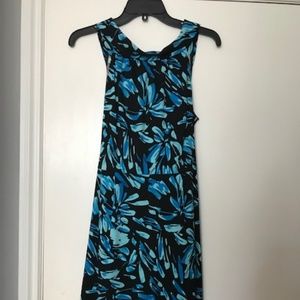 Jessica Howard, black and blues floral dress